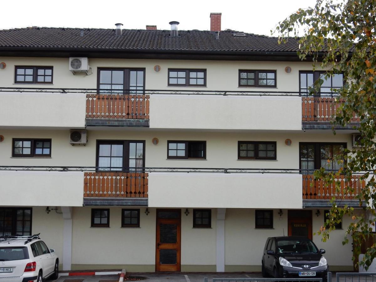Garni Hotel Terano Marburgo Esterno foto