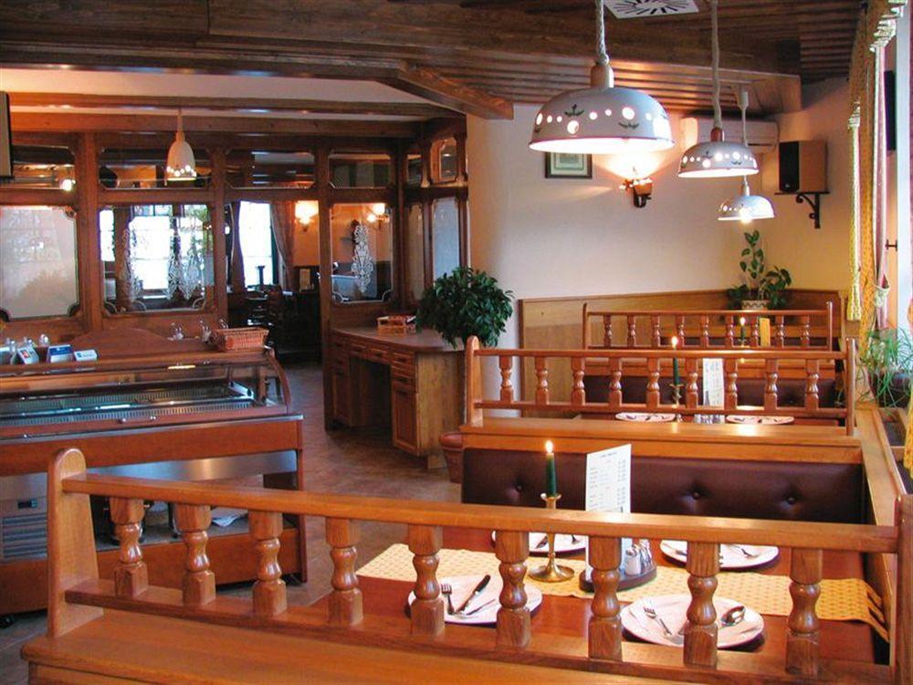 Garni Hotel Terano Marburgo Esterno foto