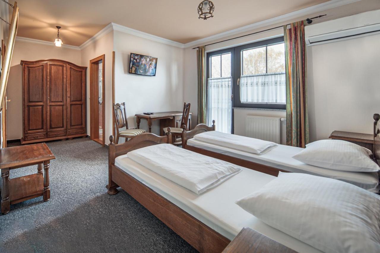 Garni Hotel Terano Marburgo Esterno foto