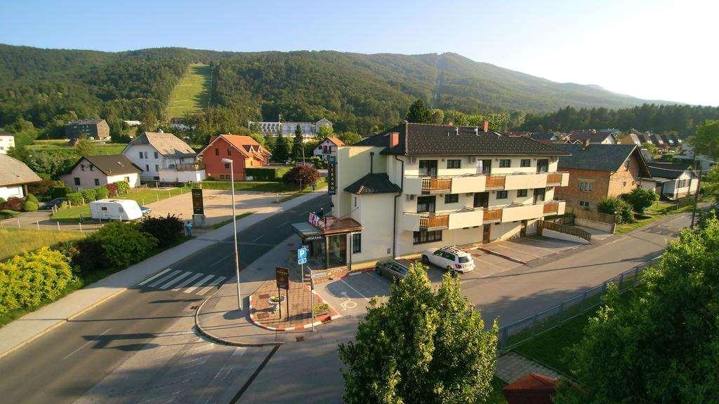 Garni Hotel Terano Marburgo Esterno foto