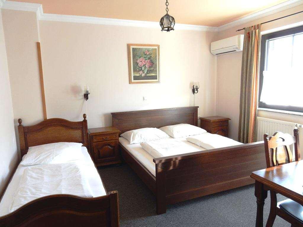 Garni Hotel Terano Marburgo Camera foto